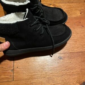 Black Suede Ankle Boots with Fur Lining
